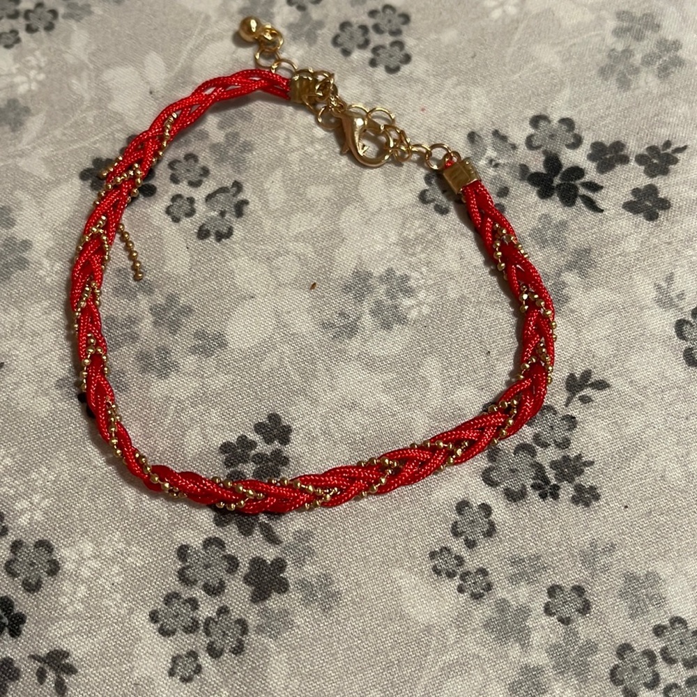 NWOT Elegant Braided Bracelet​